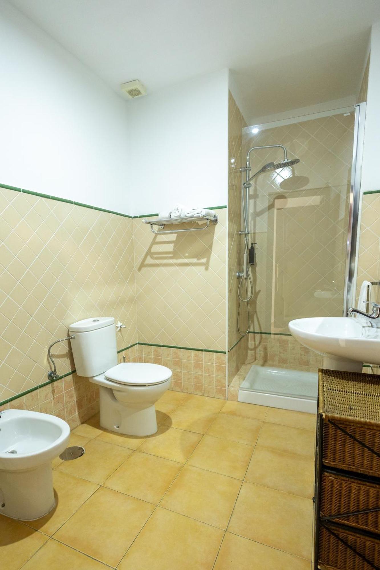 Grande Apartamento Familiar Sevilla Eksteriør bilde