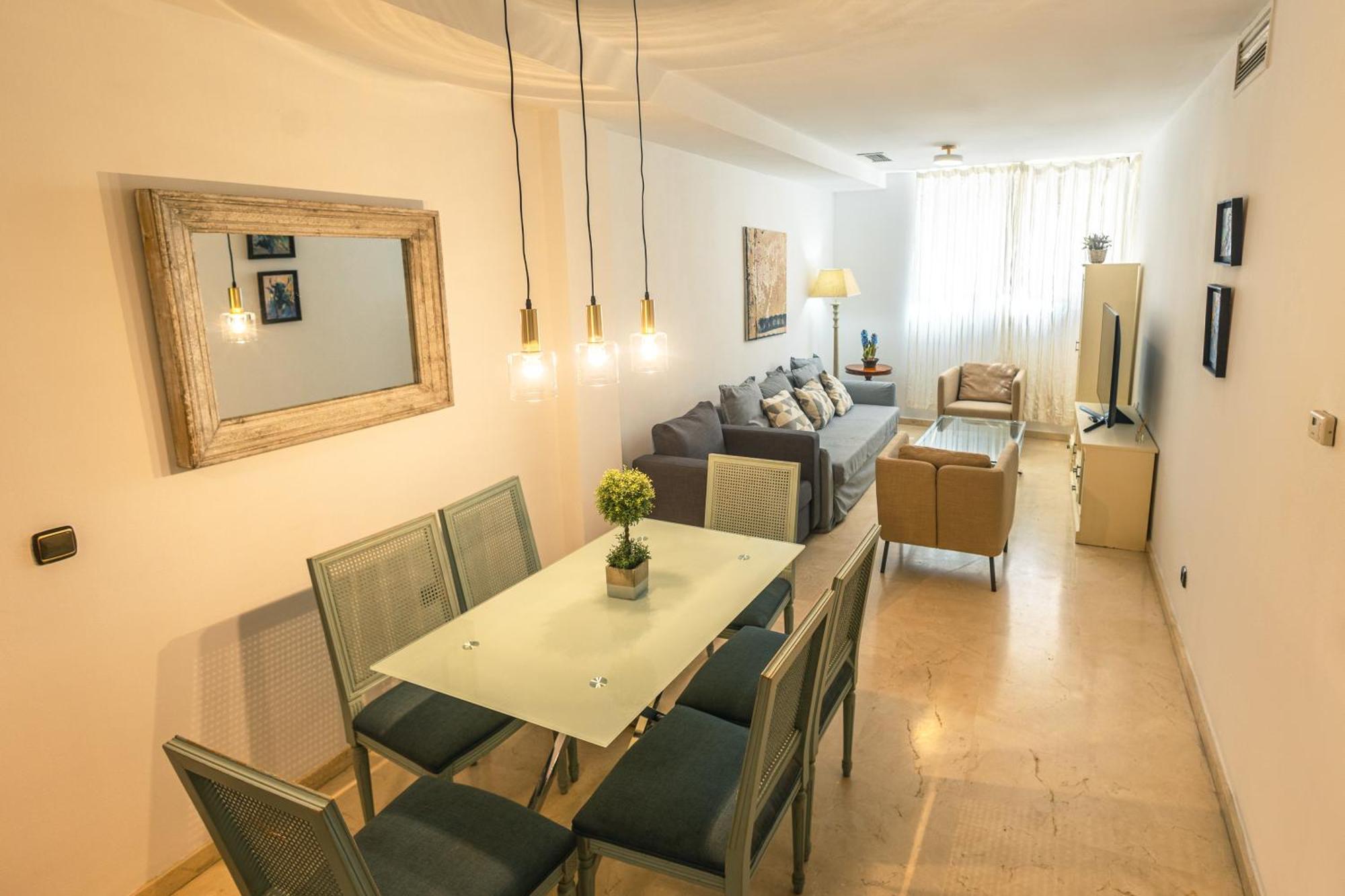 Grande Apartamento Familiar Sevilla Eksteriør bilde