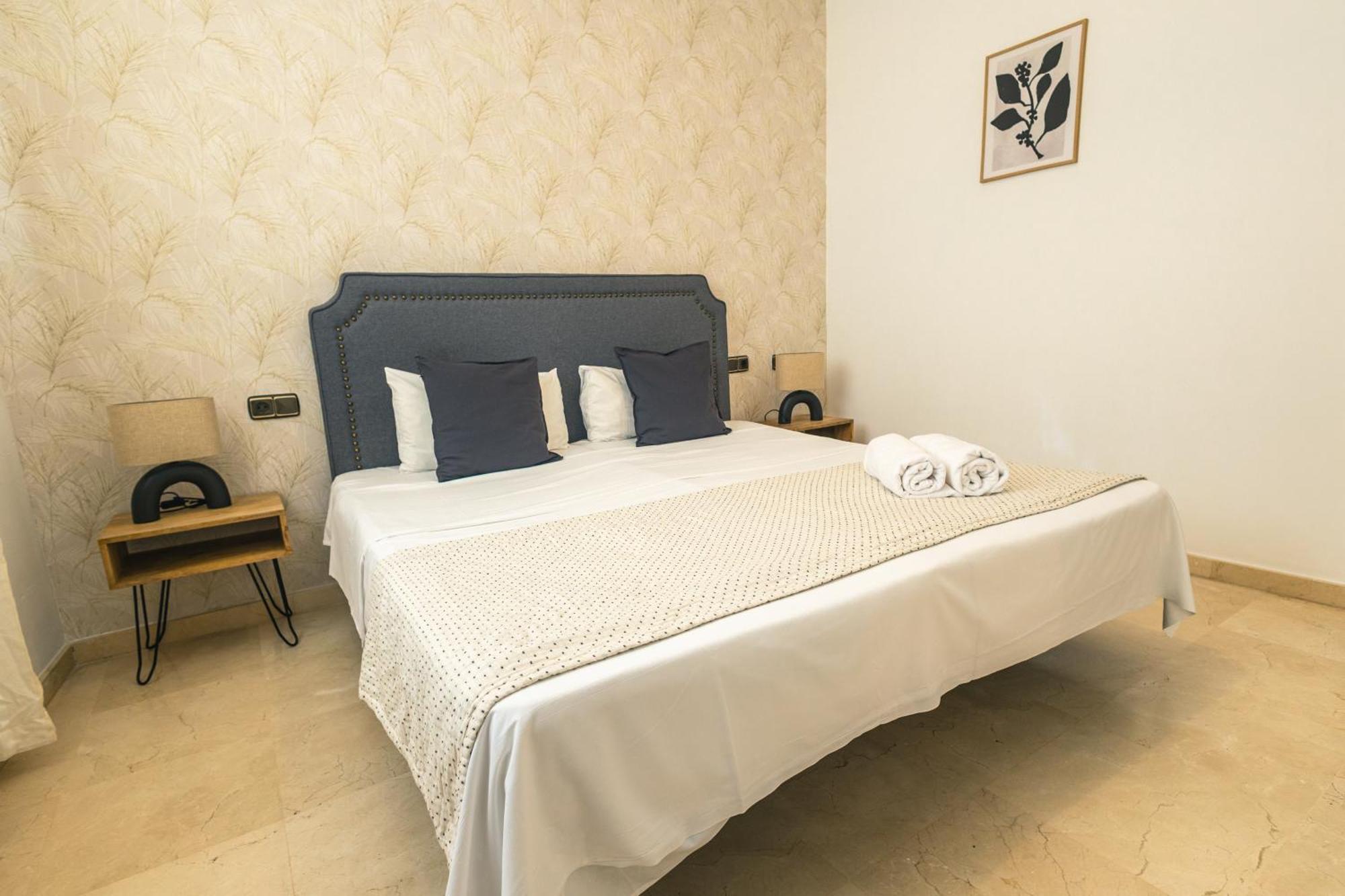 Grande Apartamento Familiar Sevilla Eksteriør bilde